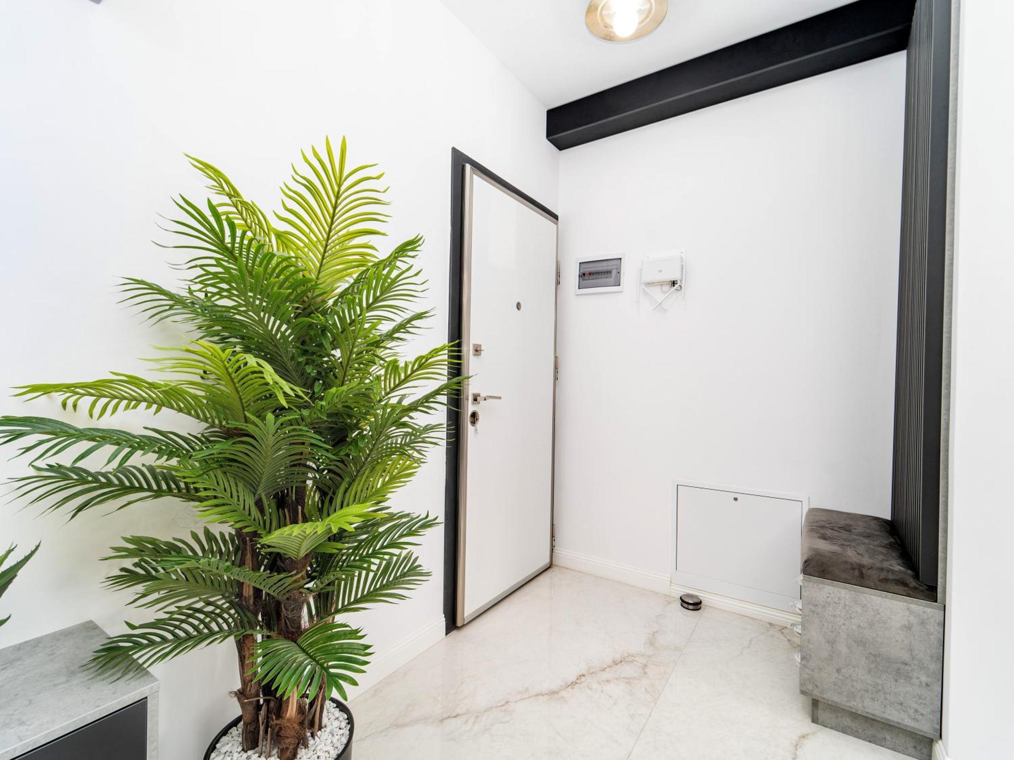 Fashion Stay-Valentino Apartment - By Openhouse Giroc Exterior foto